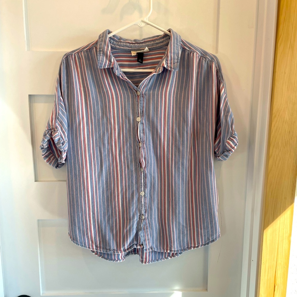 Universal thread soft womens top blue and red